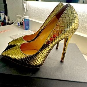 Snakeskin 🐍 pumps! Giuseppe Zanotti